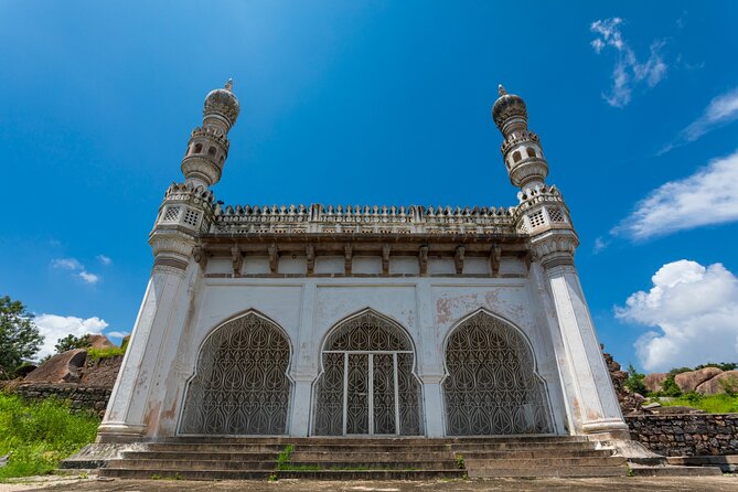 Mesmerising Hyderabad Heritage Cultural Tour with Ethnic lunch - A Smart Full-Day Heritage Plan for Hyderabad