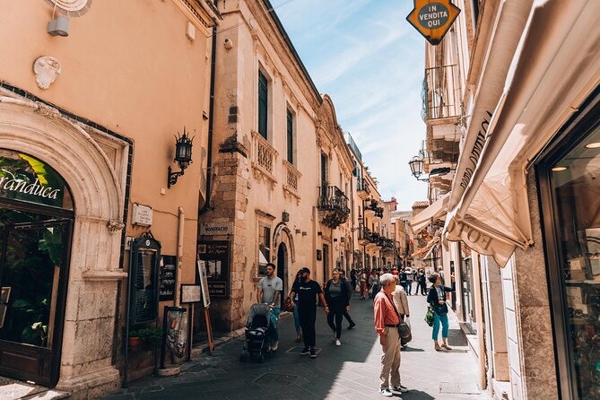 Messina Taormina: cultural heritage experience - Duomo di Taormina and cathedral-square moments