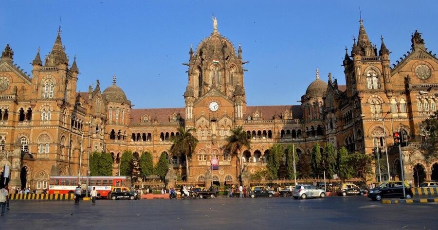 Mumbai: South Mumbai Heritage Walking Guided Tour - Town Hall (Asiatic Society Library): Colonial Stone With a Reading-Room Vibe