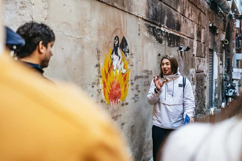 Naples: Street Art & History Tour in the Spanish Quarters - Quartieri Spagnoli Lanes: Murals, Graffiti, and WWII Stories in One Walk