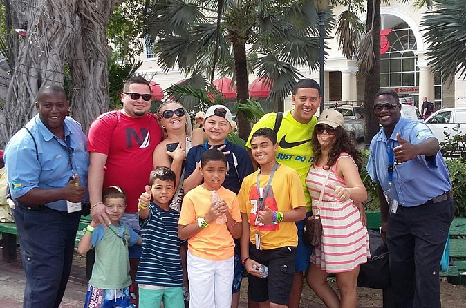 Nassau Shore Excursion: Cultural Heritage Sightseeing Tour - Junkanoo Beach and the Cave of New Providence pirate legend