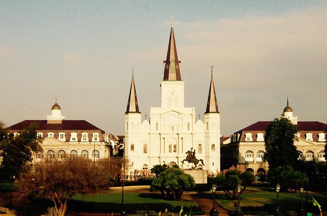 New Orleans French Quarter Walking and History Tour - Jackson Square: where the architectural story starts