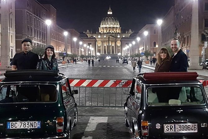 NIGHT TOUR THINK BIG, GO MINI! Rome in Mini Cooper Classic Cabrio - Piazza Navona: Bernini Fountains, Borromini Church, and a Perfect First Impression