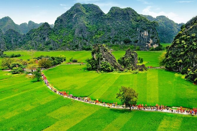 Ninh Binh Heritage trip in a day - Lunch and timing: how to plan your energy for 12 hours