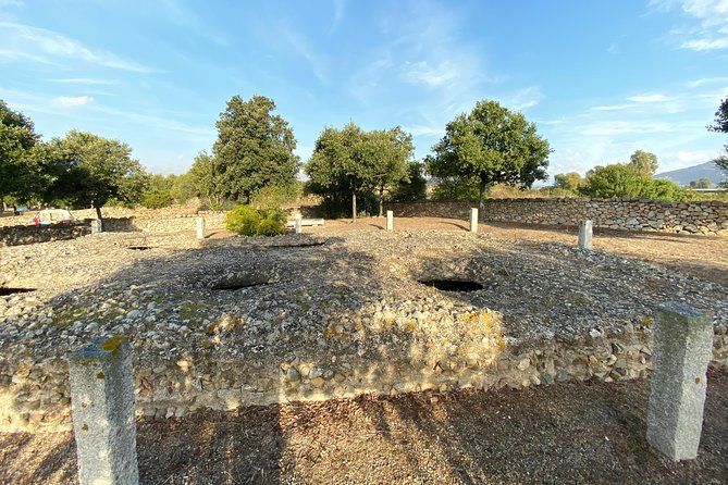 Olbia : Tuk-Tuk Tour – Ancient Treasures of Sardinia + pickup - Stop 1: Basilica of San Simplicio and the Diocese Museum system