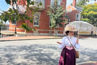 Parasols and Pocket Watches: A History Tour - How the 90-Minute Walk Works (and what you see)