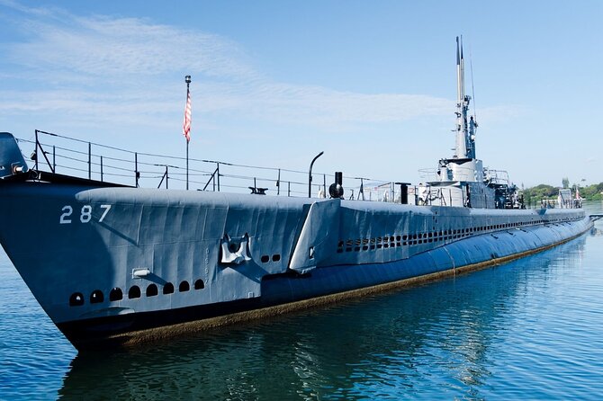Pearl Harbor [Early Access], USS Arizona & Historic Honolulu Tour - Downtown Honolulu without the cookie-cutter drive-by