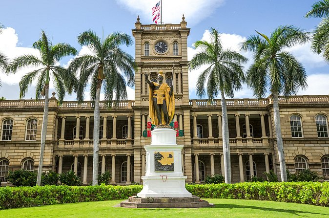 Pearl Harbor with USS Arizona and Hawaiian Kingdom History Tour - The Human Factor: Guides Make or Break the Day