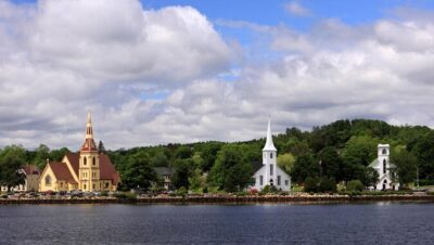Peggy’s Cove/Mahone Bay & Lunenburg UNESCO HERITAGE SITE. - Lunenburg UNESCO World Heritage: Your Two Hours for the Big Picture