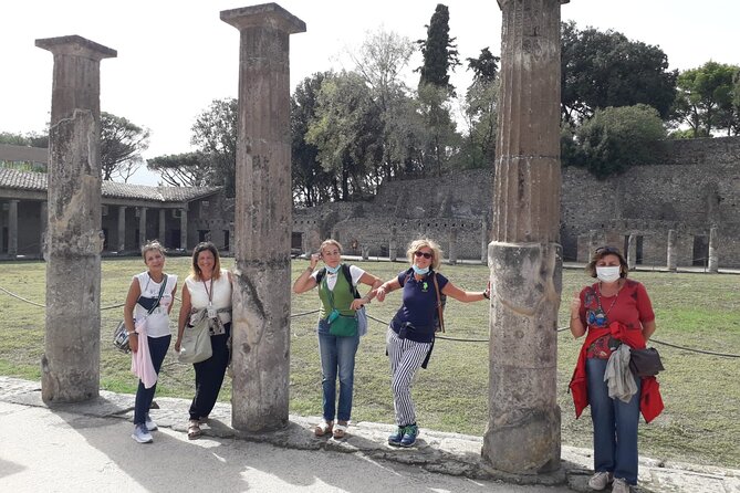 Pompeii the Ancient City (Tour+Transfer) - Getting Picked Up: Shuttle Coverage and Timing Reality