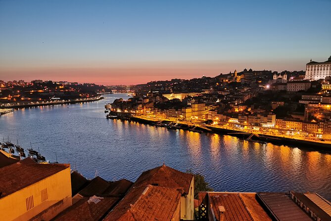 Porto Heritage & Wine: Exclusive Private Day Trip from Lisbon - São Bento Station’s Azulejos: Where Trains Turn Into Art