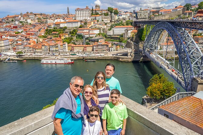 Porto Heritage & Wine: Exclusive Private Day Trip from Lisbon - Rua das Flores: A Pedestrian Street With Old Charm and Shops
