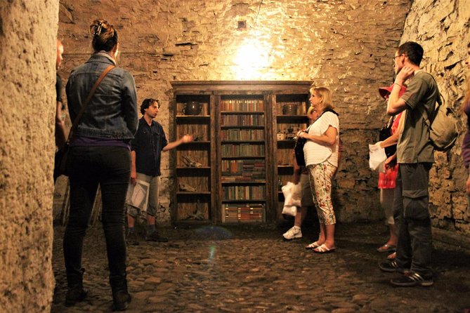 Prague Old Town, Medieval Underground and Dungeon Historical Tour - Key things to know before you go