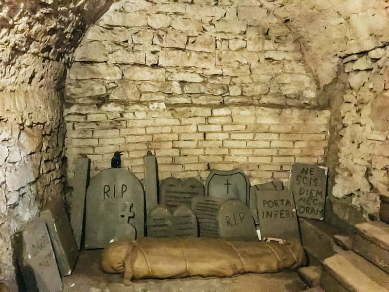 Prague: Oldtown, Medieval Underground & Dungeon History Tour - Who Should Book (and Who Should Skip)