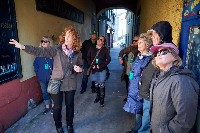 Private Ennis Essential History Tour with Dr Jane O'Brien - Daniel O’Connell Monument: Catholic emancipation in the town’s center