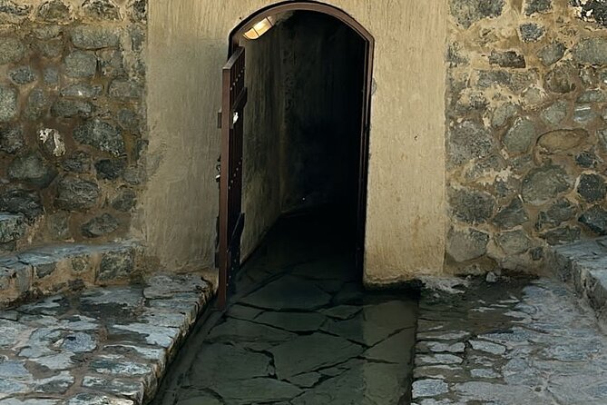 Private Full Day Hatta Visit Dam Heritage Village Lake - Hajar Mountains photo stop: quick mountain payoff on the return