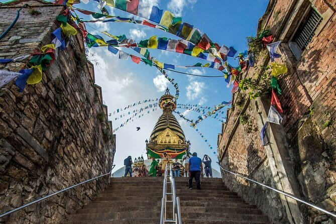 Private Full-Day Kathmandu All 7 UNESCO World Heritage Sites Tour - Bhaktapur Durbar Square (1 Hour 30): The Longest Walk Through Royal Square Heritage