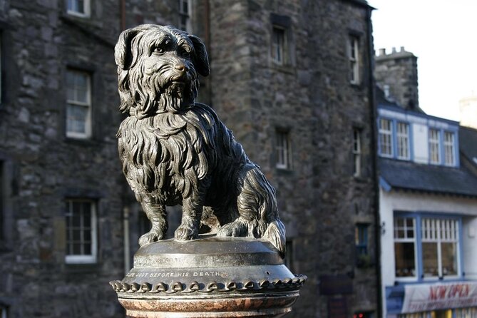 Private Greyfriars Kirkyard history tour - Key highlights to look for