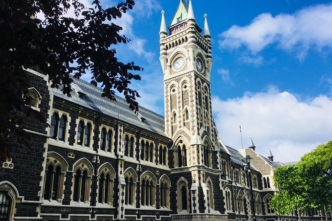 Private Guided Tour of Dunedin City Heritage and Unique Wildlife and Scenery - Larnach Castle and the scenic peninsula drive