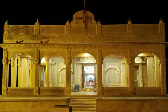 Private Heritage Walking Tour in Jaisalmer Fort and Old Bazaar - Jaisalmer Fort segment: Jain temples, medieval streets, and tea with a view