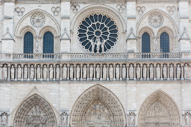 Private Historical Tour of Notre Dame - Stop 3: The Equestrian Statue of Charlemagne and how Notre-Dame fits into France