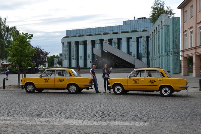 Private Historical Tour of Warsaw by a Retro Fiat with Pickup - UNESCO Old Town: What Survived and What It Means