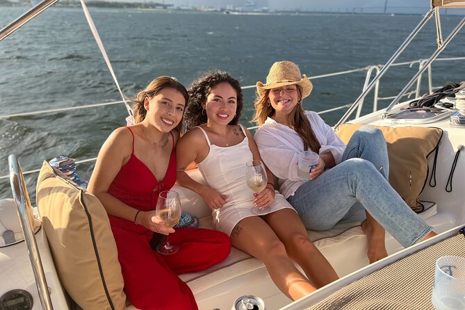 Private Morning Sail, Dolphin and History Tour on Mystique - Glide Past the Charleston Battery and the Pre-Antebellum Waterfront