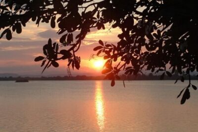 Private Polonnaruwa Sightseeing Day Tour from Sigiriya - Pothgul Viharaya: sacred text preservation in a calmer 15 minutes