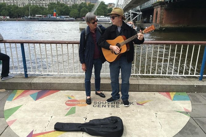 Private Rock n Roll History Tour of London in an Iconic Black Cab - St James’s for a Beatles secret and a royal spotlight