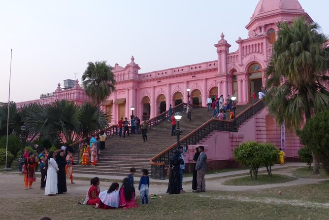 Private Tour: Dhaka Heritage & Cultural Tour - Full Day - Shankhari Bazaar Road: where the city’s old trades show up