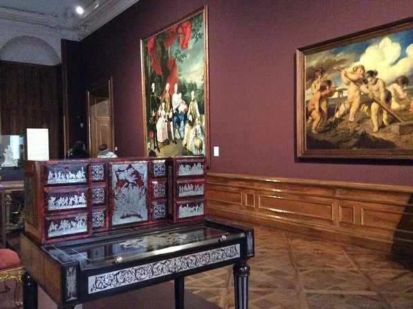 Private Tour of the Belvedere Palace with an Art Historian: "Pictures of Austrian Identities". Art & History Tour with Skip-the-line Tickets - Price value: when $228.91 per person makes sense