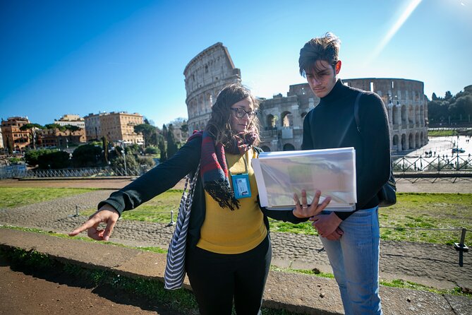 Private Tour of the Colosseum Forums Palatine Hill & Ancient Rome - Walking the Roman Forum: turning iconic ruins into a readable city