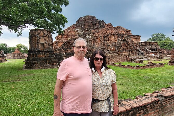Private tour to Ayutthaya and Boat Tour Heritage Site - Wat Mahathat: the Buddha head in roots (and how to see it well)
