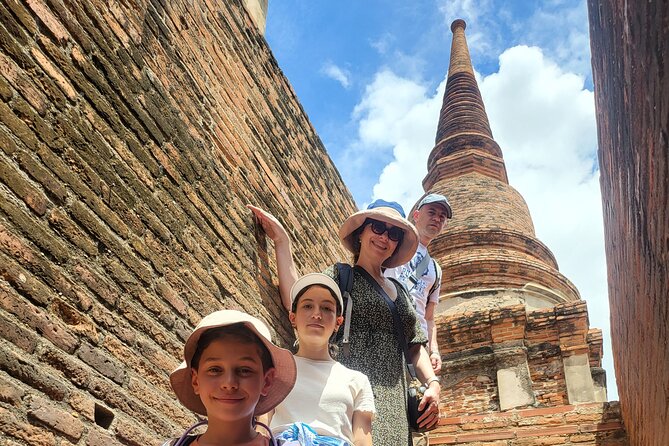 Private tour to Ayutthaya and Boat Tour Heritage Site - Wat Phanan Choeng Worawihan: the 19-meter Buddha and a temple built early