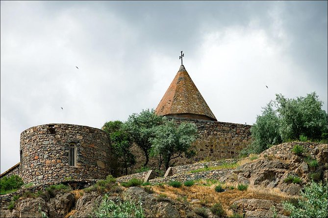 Private tour to Khor Virap, Noravank, ancient Birds-Cave, Hin Areni wine factory - FAQ