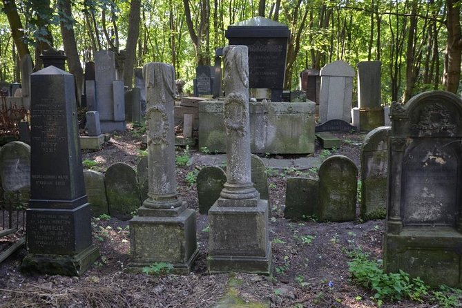 Private Tour: Warsaw's Jewish Heritage by Retro Fiat - Price and value: why $108.28 can make sense here