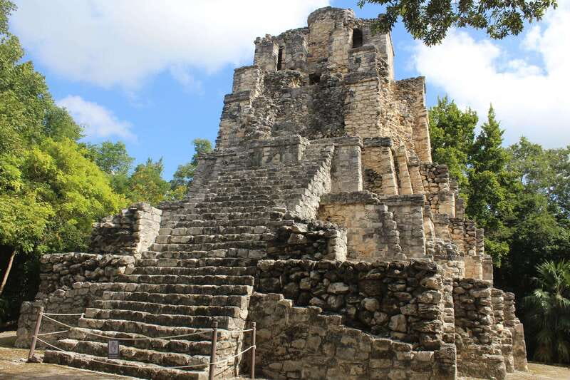 Riviera Maya: Sian Ka'an Reserve Ancient Maya Canals Tour - Xlapak Maya Temple and the 950-meter lazy river float