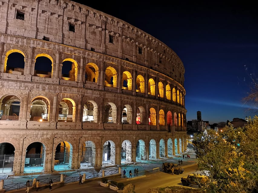 Rome: Ancient Rome Night Tour - Starting at Altare della Patria (Vittoriano): Quick, Clear Meet-Up