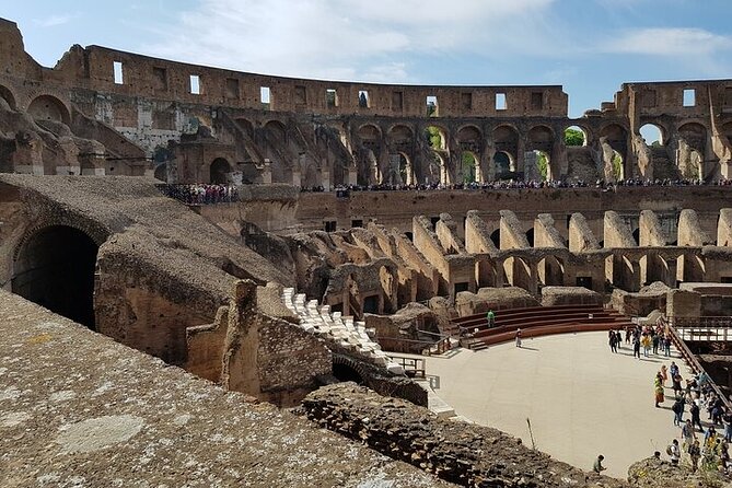ROME:Colosseum & Ancient Rome - private/small group TOUR - Finding the Meeting Point by Via del Colosseo (and Avoiding Stress)