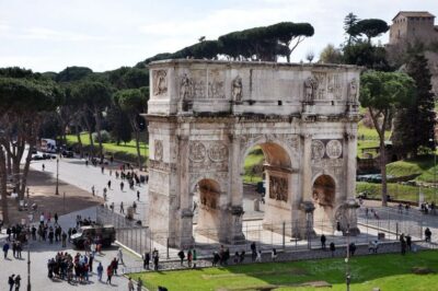Rome: Colosseum and Ancient Rome Guided Walking Tour - Finding the Start: Meeting Point Options and What to Bring