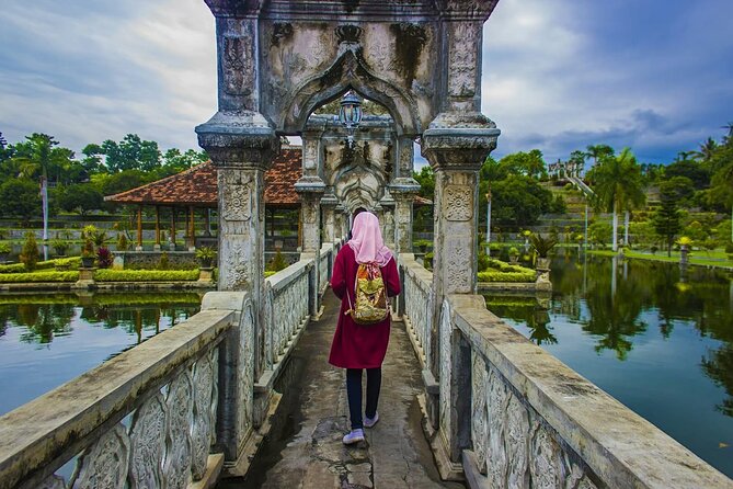 Royal Karangasem Heritage Tour - Tirta Gangga Water Garden: Fountains, Statues, and the Mt. Agung Backdrop