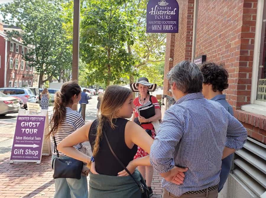 Salem 101 General History Tour - Getting Your Bearings at the 1805 Custom House