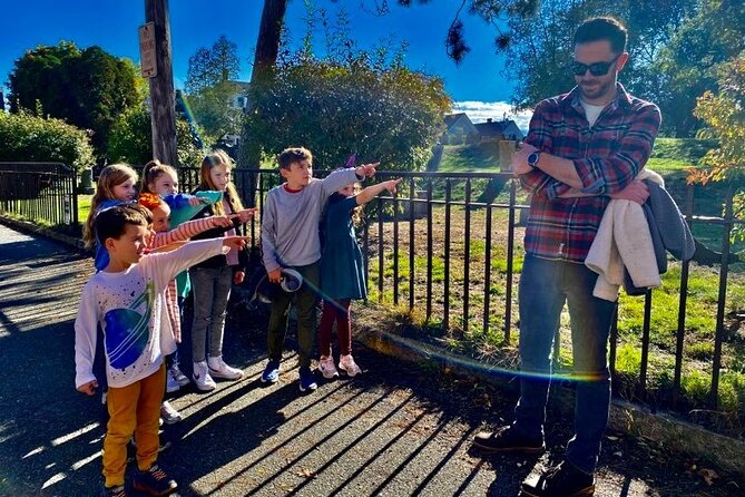 Salem Kids Walking History Tour - Stop 1: The Merchant and the Sheriff’s house connection