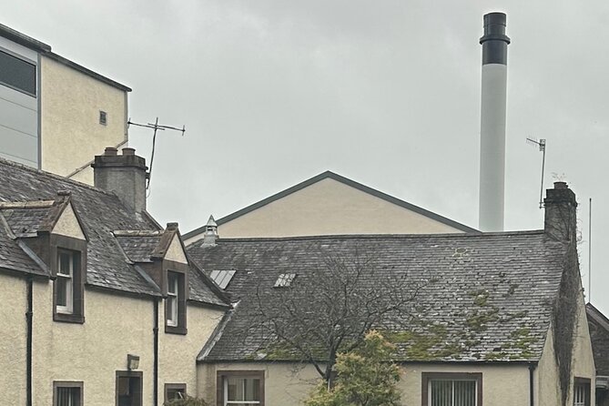 Scottish Whisky Distillery & Fairytale Dunrobin Castle - Getting picked up (and actually getting back)
