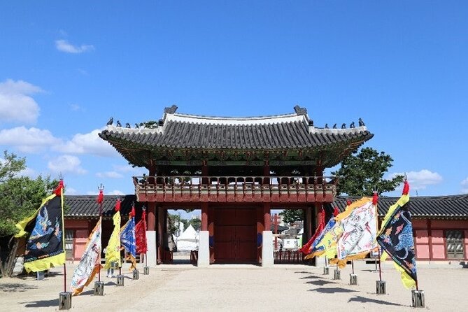 Seoul: Suwon Hwaseong & Waujeongsa & Starfield Heritage Tour - Suwon feels like a smart one-day detour from Seoul