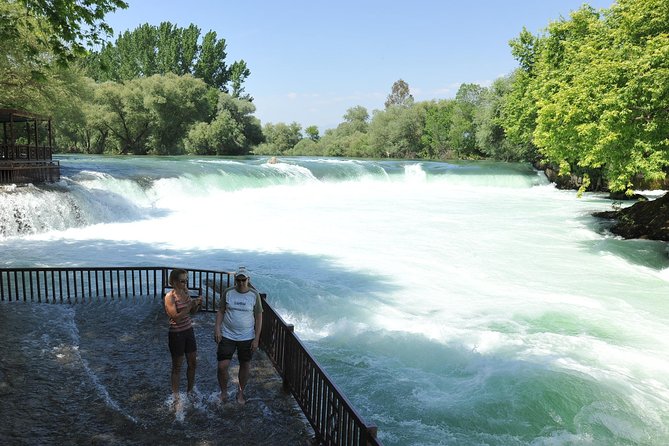 "Side: 5-in-1 Green Canyon, Waterfalls & Ancient Sites Tour" - The Green Lake Boat Trip: The Most Relaxing Part