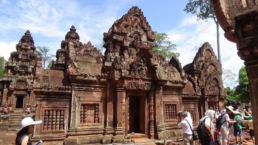 Siem Reap: Banteay Srei and Grand Circuit Heritage Tour - Pre Rup: Rajendravarman’s temple mountain and a sunset viewpoint