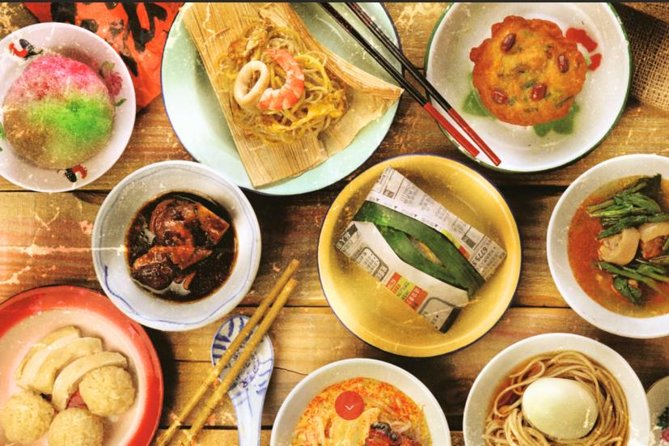 Singapore Private Food, Culture and Heritage Tour with 9 tastings - Chinatown Stops: Markets, Temples, and Shophouse Details