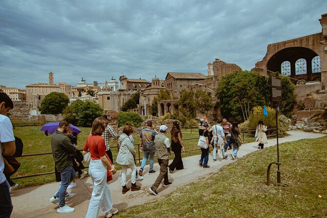 Small group Colosseum with Arena Floor, Palatine Hill & Forum Tour - Stepping into the Colosseum: what the arena floor access changes