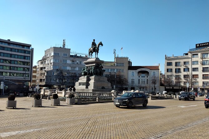 Sofia: History and Heritage - Small Group City Tour - A short cafeteria break: how to use it well